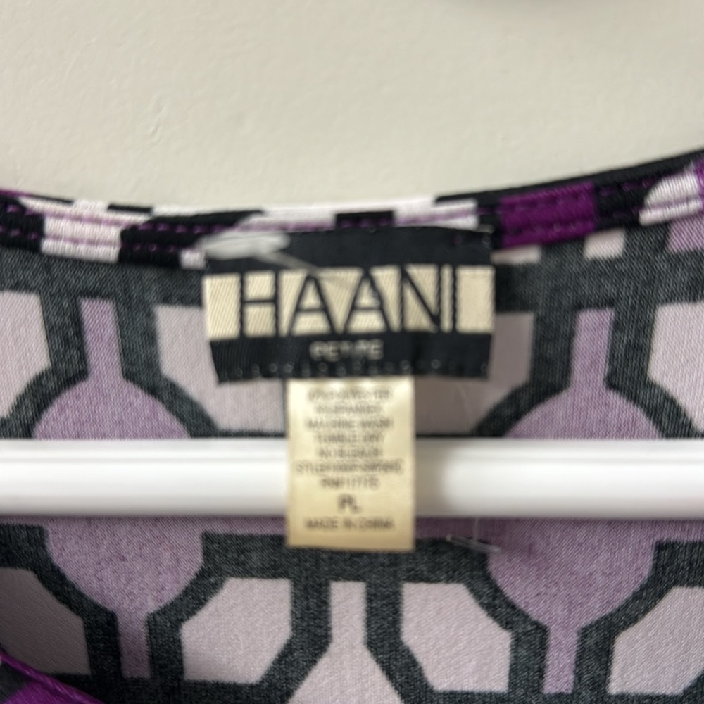 A Beautiful HAANI Petite Dress. - Picture 2 of 3